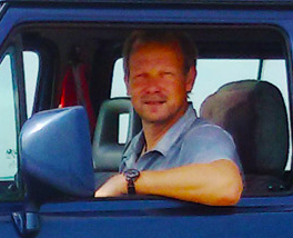 Tischlermeister Stephan Brasch von der Möbelwerkstatt Lorenz in Marne bei Friedrichskroog